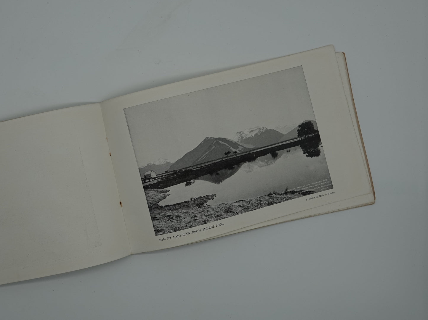 Historic tourist booklet... New Zealand Scenery by Muir & Moodie - The Cold Lakes of the South Island Wakatipu & Wanaka