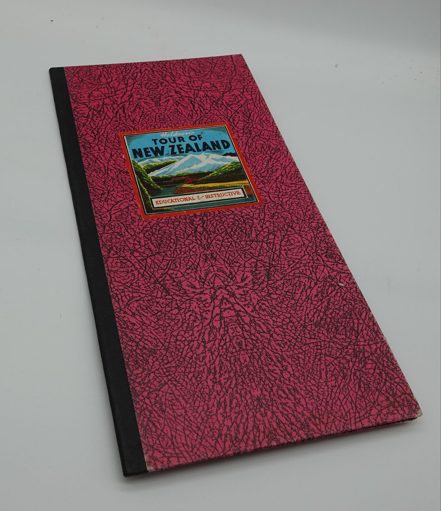 Classic NZ Board game... Holdson's Educational Tour of New Zealand, 1950s