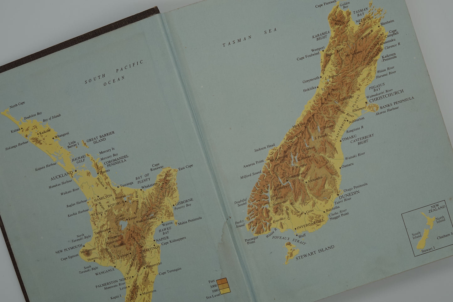 An Encyclopedia of New Zealand Vols I-III