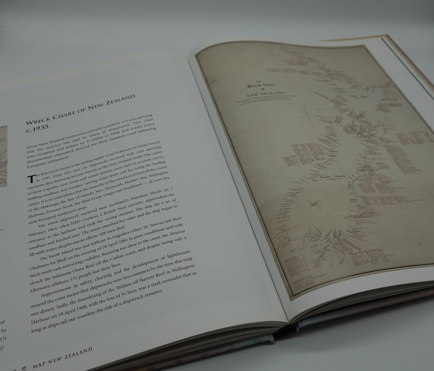 Map New Zealand - 100 magnificent maps from the collection of the Alexander Turnbull Library