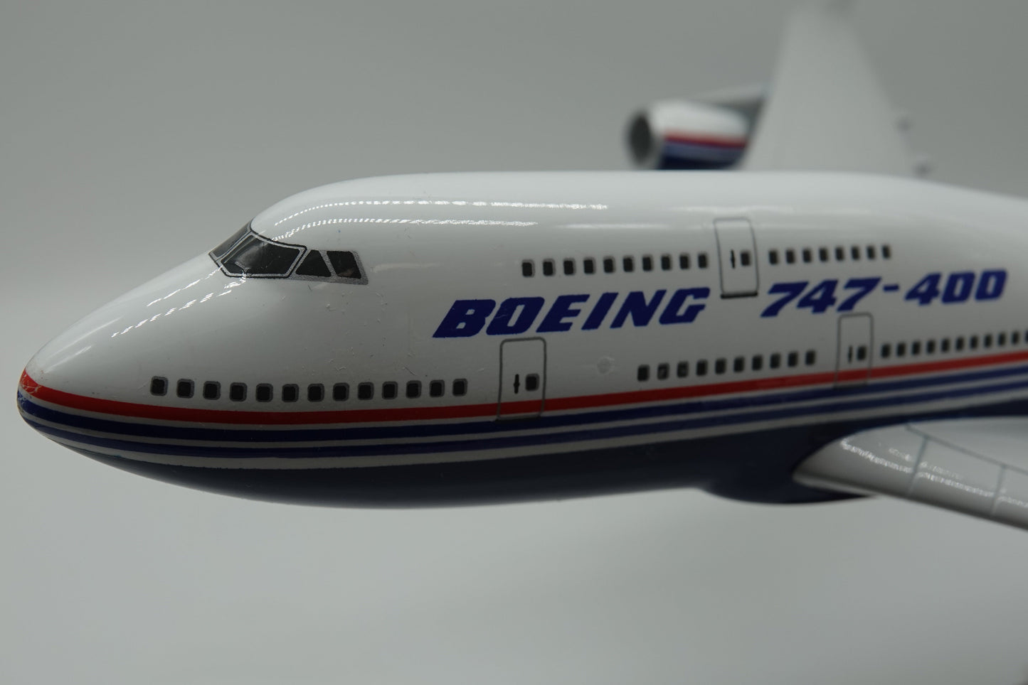 Stunning Boeing 747 1:150 Scale Model