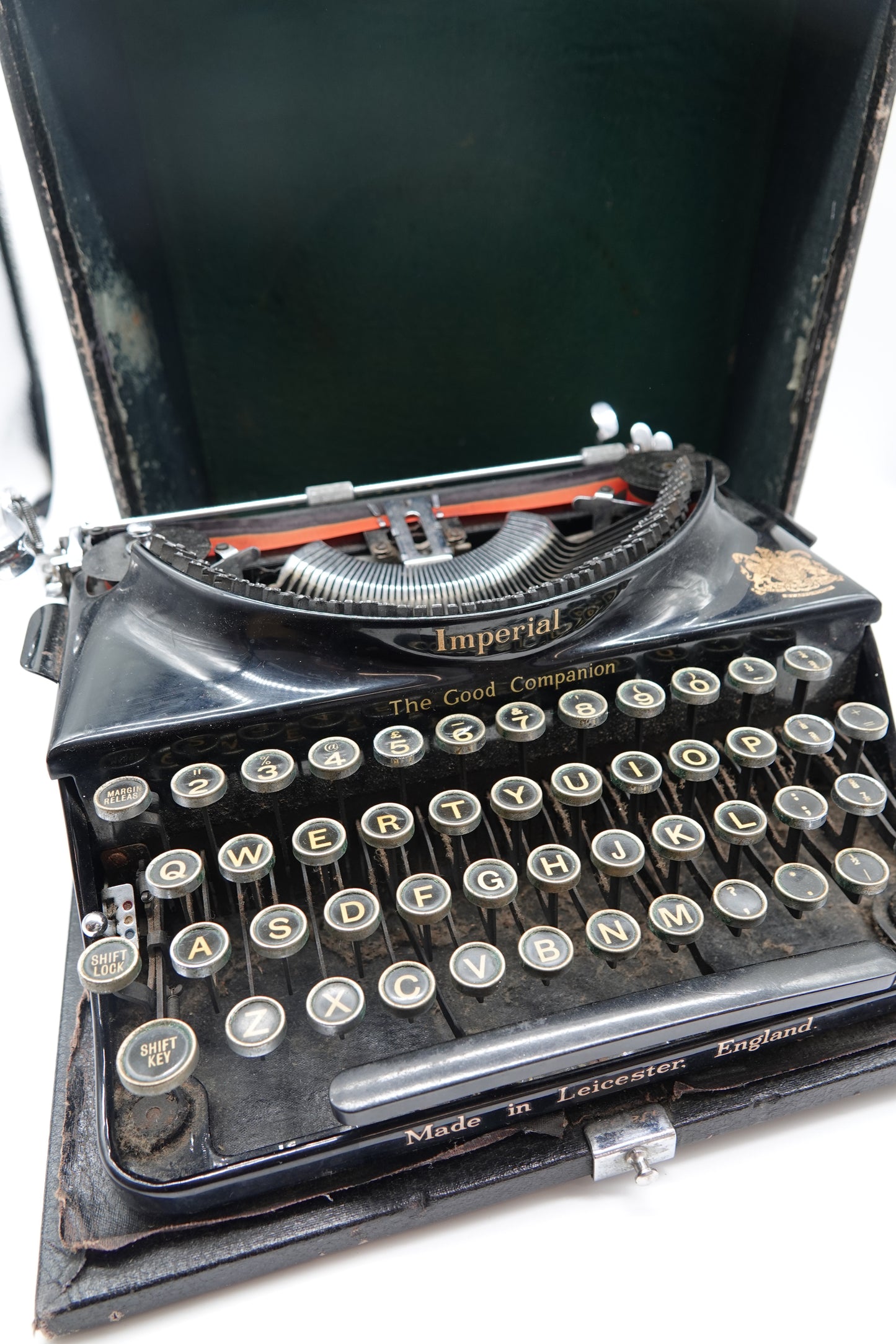 1930's Imperial Portable Typewriter - The Good Companion