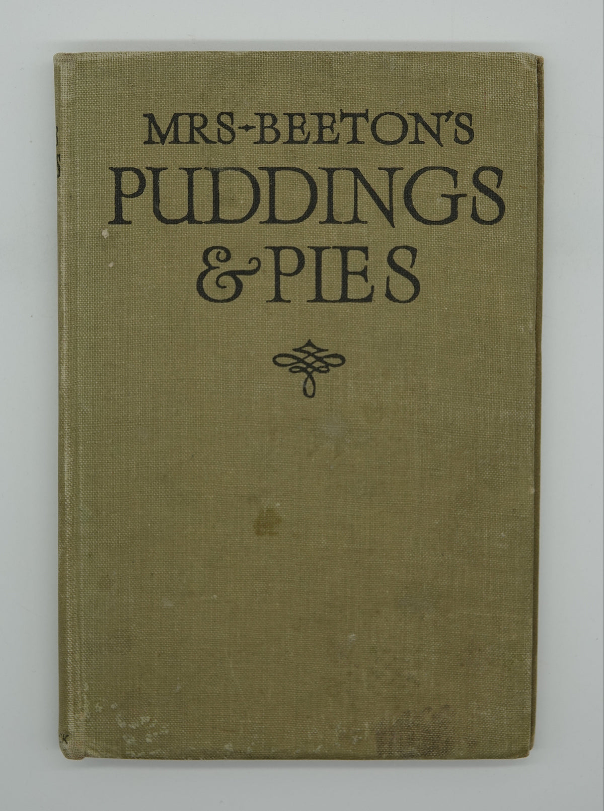 Mrs Beeton's Puddings and Pies
