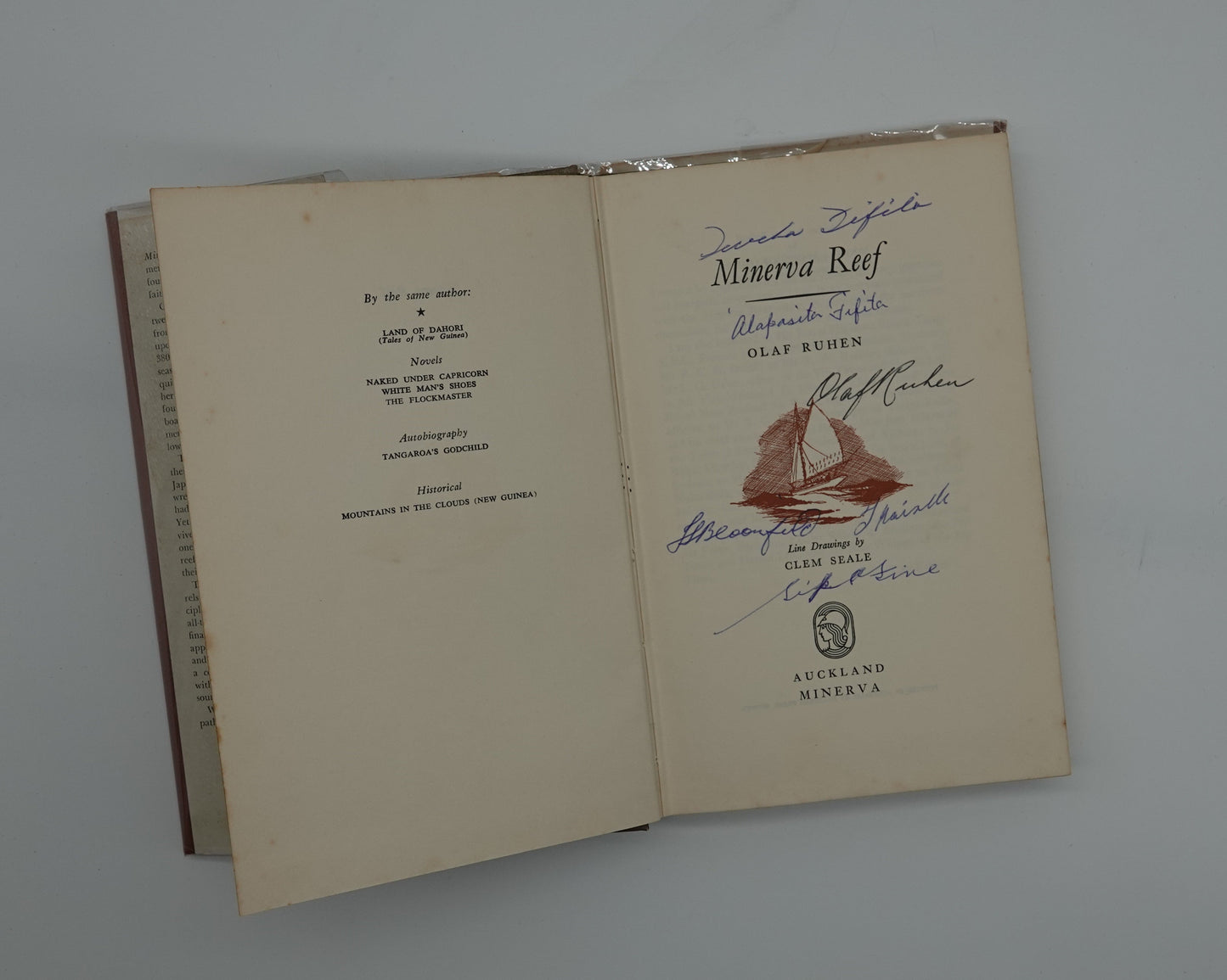 A shipwreck survivor story, signed by the author and crew themselves - Minerva Reef