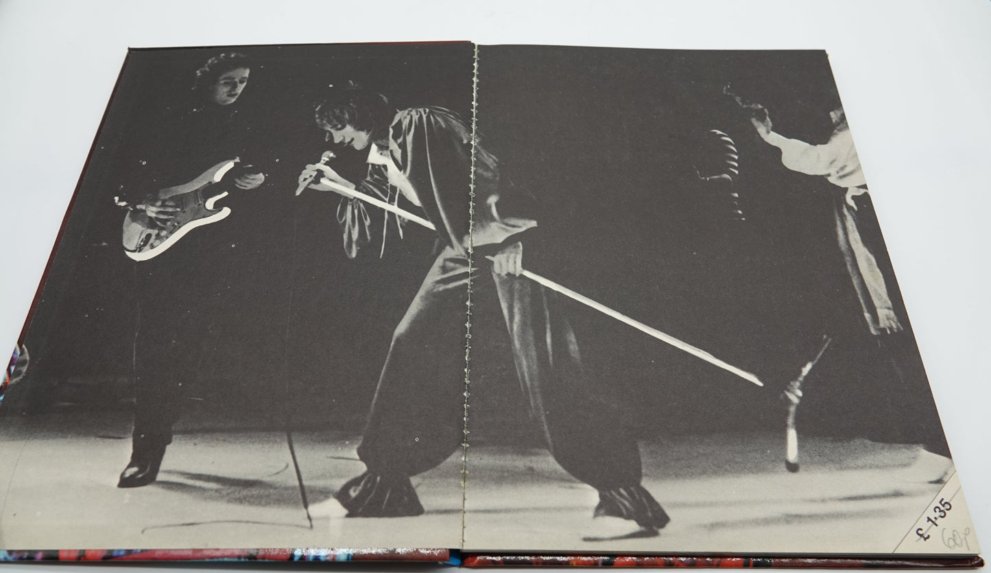 Rod Stewart Annual 1978, a stunning gift for any fan.