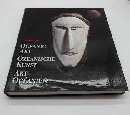 A nice boxed set of Oceanic Art by Anthony Meyer