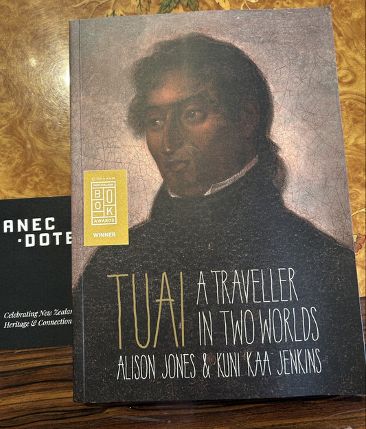 Taui - A Traveller in two worlds, first edition 2017