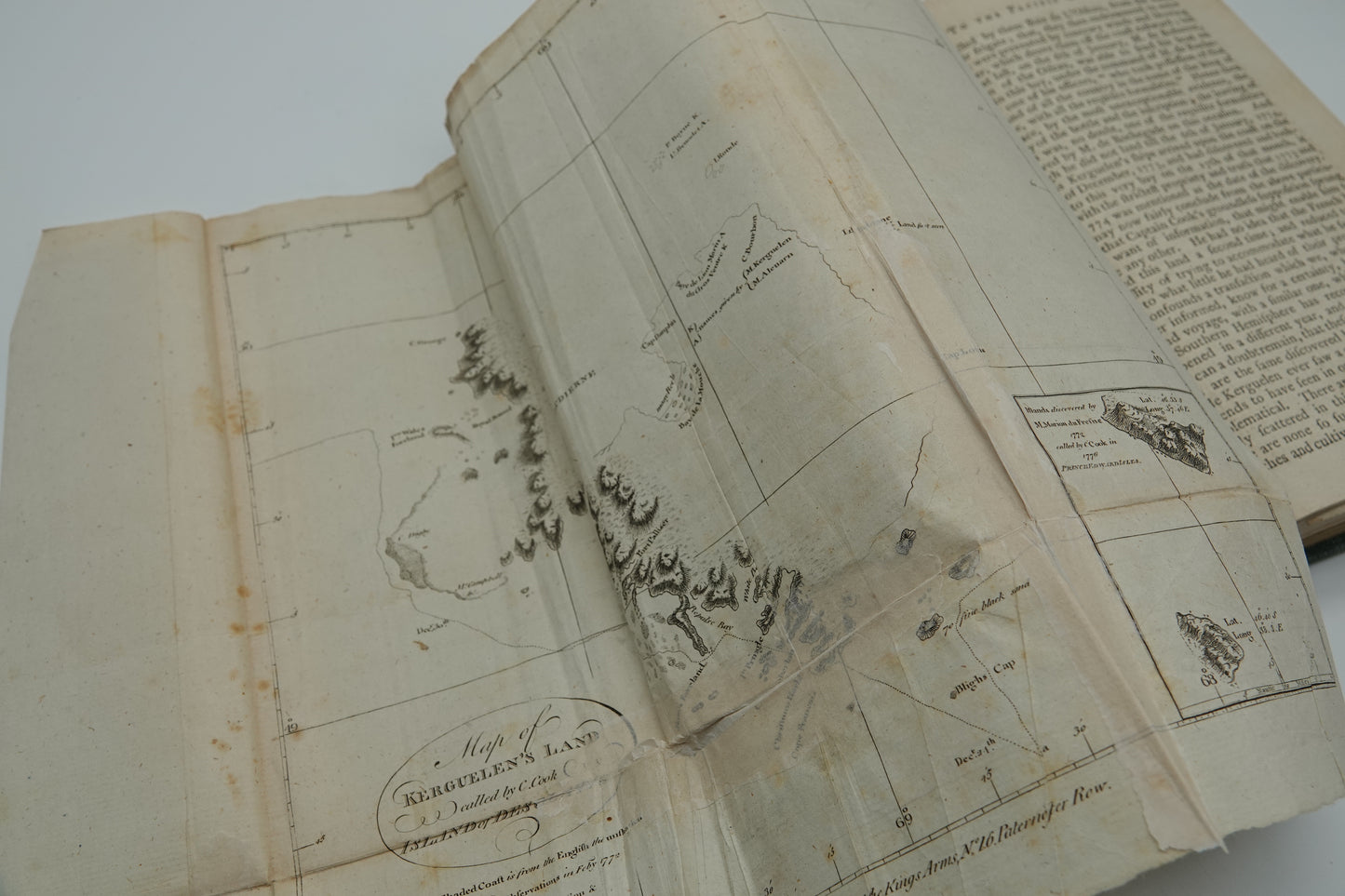 Captain James Cook - A Collection Of Voyages round the World