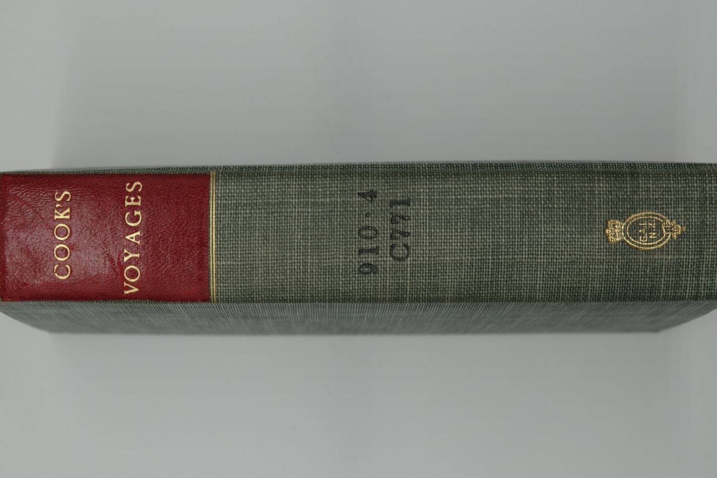 Captain James Cook - A Collection Of Voyages round the World